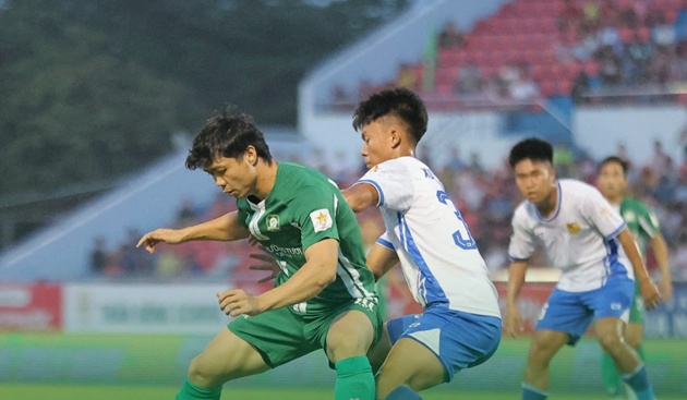 Công Phượng im tiếng, Bình Phước vẫn thắng ngược trên sân nhà