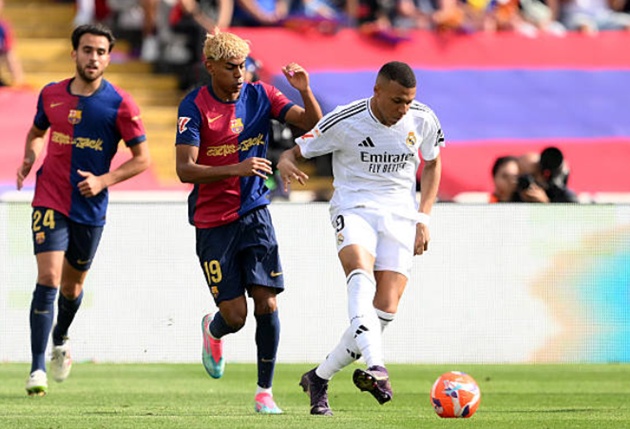 Ảnh minh họa cho bài viết về Mbappe rực sáng, nhưng cũng không thể cứu rỗi Real