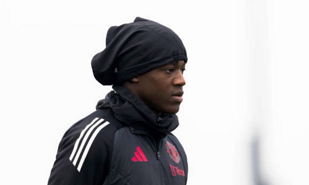 Samuel Luckhurst cảnh báo Man Utd về tương lai của Kobbie Mainoo