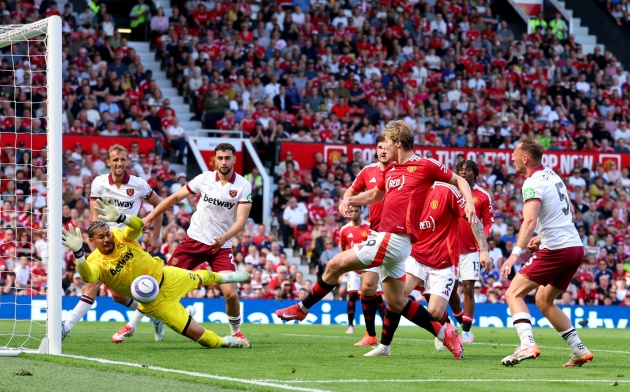 Hojlund mờ nhạt trước West Ham, Man Utd cần trung phong mới