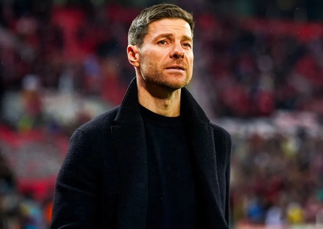 Leverkusen cân nhắc Hutter thay Alonso, hướng tới sự ổn định sau thành công