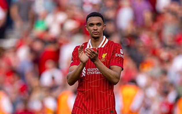 Szoboszlai bức xúc khi Alexander-Arnold bị la ó ở Anfield