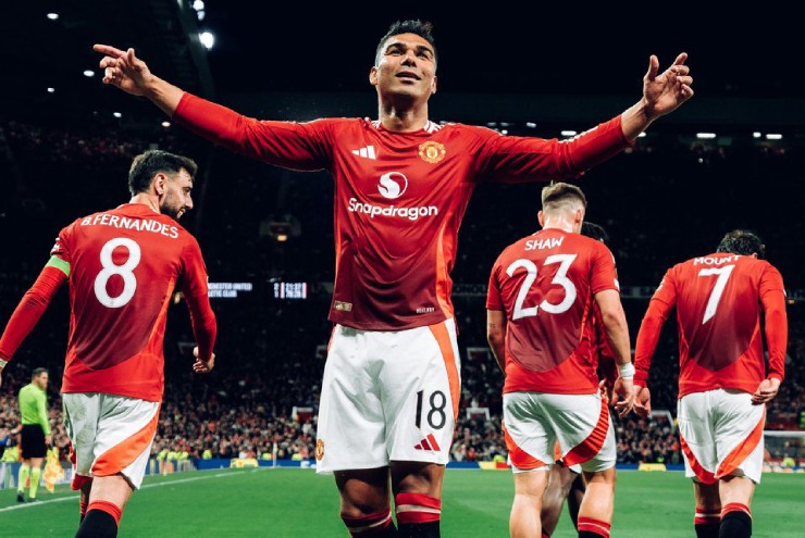 Ảnh minh họa cho bài viết về Thương vụ khiến MU đau đầu hơn cả việc mua Casemiro từ Real Madrid