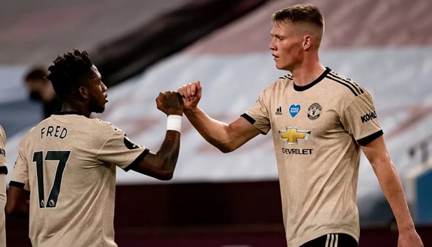 Roy Keane nói thẳng lý do khiến Scott McTominay bị "lu mờ" ở Man Utd