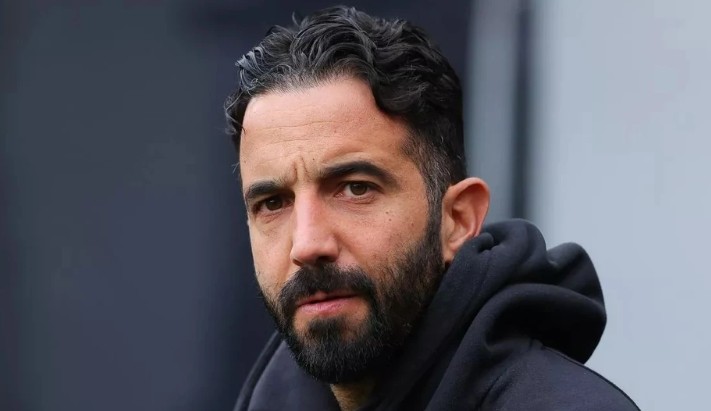 Ruben Amorim chi tiền cho 30 nhân viên tham dự chung kết Europa League