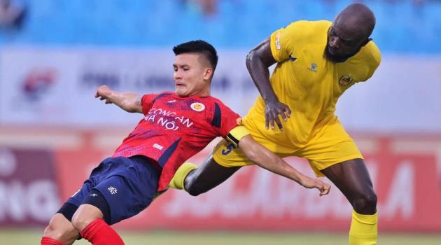 HLV Polking đối diện với bài toán khó trước Buriram United