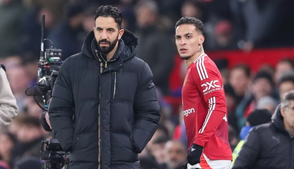 Manchester United sẵn sàng chia tay Antony: Tương lai mờ mịt