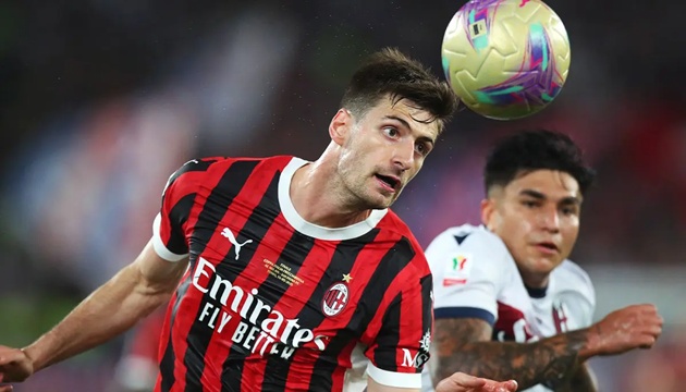 Gabbia cay đắng, hối tiếc vì Milan vứt bỏ cơ hội Coppa Italia