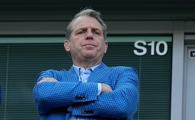 Boehly vướng phản ứng dữ dội vì vé Europa League bị đẩy giá