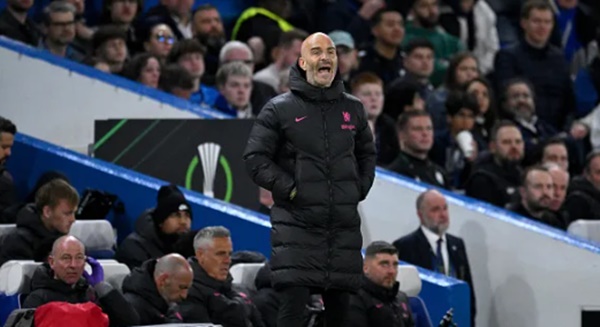 Maresca bị NHM Chelsea la ó