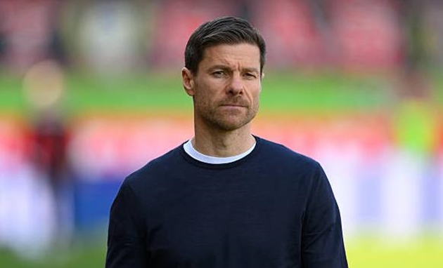 Real Madrid quan tâm đặc biệt đến Xabi Alonso.