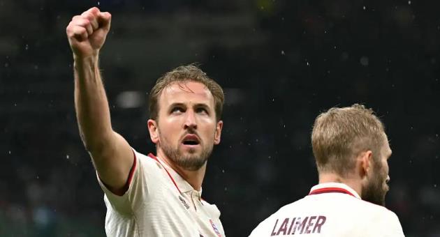 Bayern đứng trước cơ hội vô địch Bundesliga.