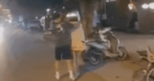 Hành động tình cảm của cặp đôi