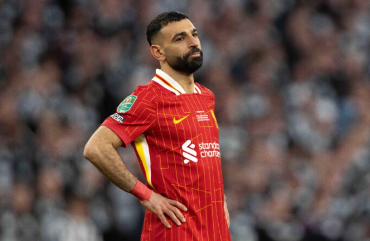 Salah đã đồng ý ở lại Liverpool.