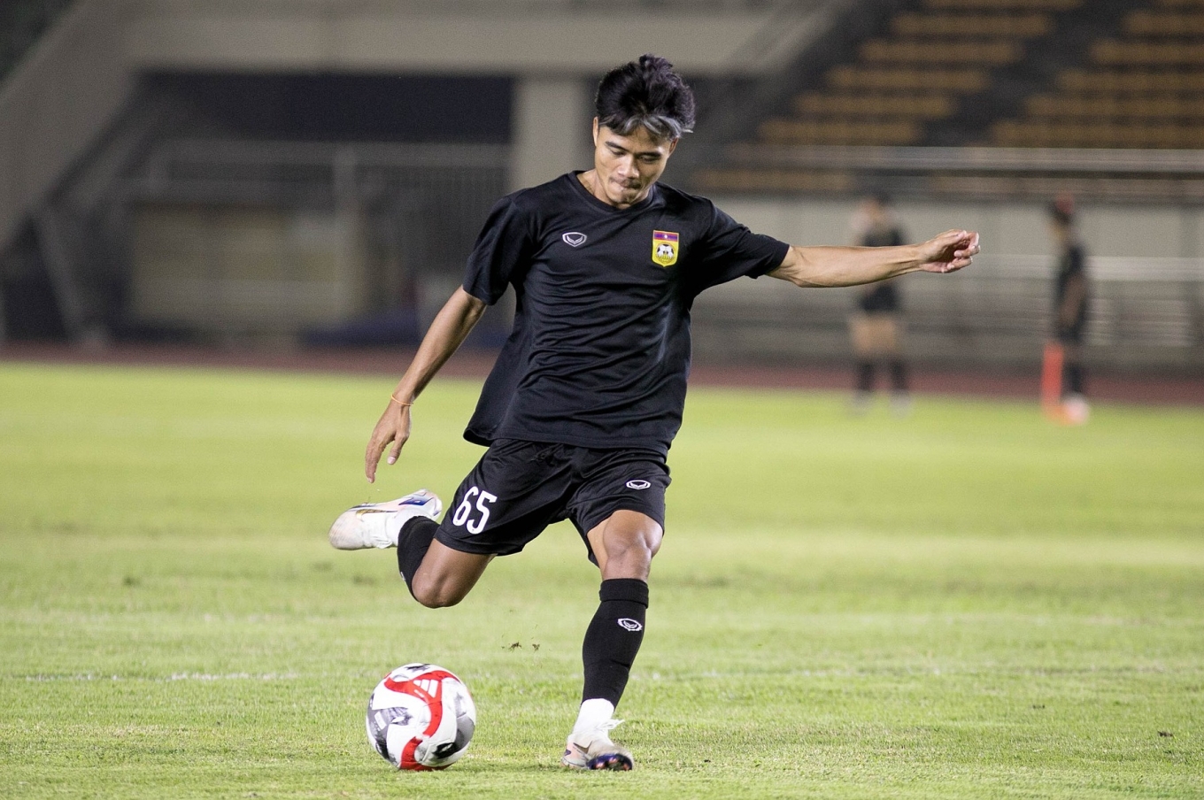 Bounphachan Bounkong được chọn vào đội ASEAN All Stars. 