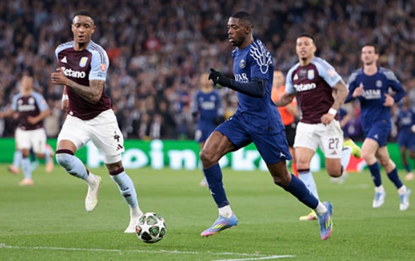 PSG nhắm Arnold, Barca muốn chiêu mộ Rashford.
