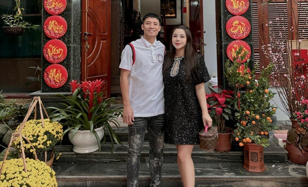 Tiến Dũng và vợ hạnh phúc