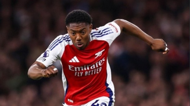 Myles Lewis-Skelly trong màu áo Arsenal.