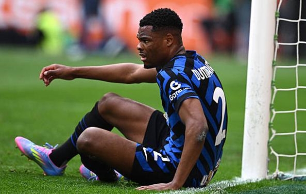 Manchester United có thể chi tiền để chiêu mộ Denzel Dumfries.