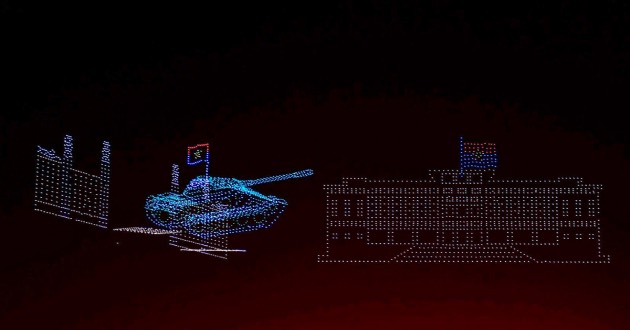 10.500 drone tái hiện cảnh xe tăng húc đổ cổng Dinh Độc Lập trên bầu trời TP.HCM