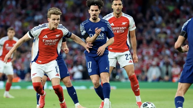 Odegaard đã có trận đấu đáng quên trước PSG.