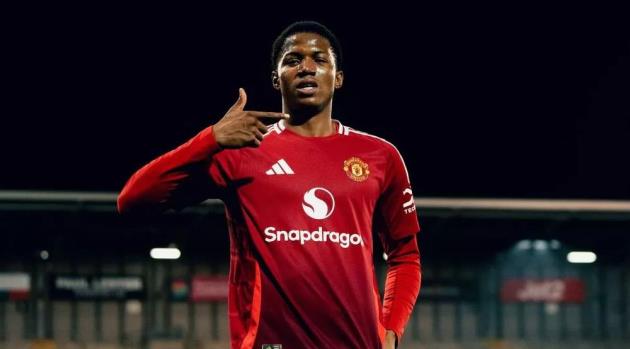 Chido Obi không được MU đăng ký ở Europa League.