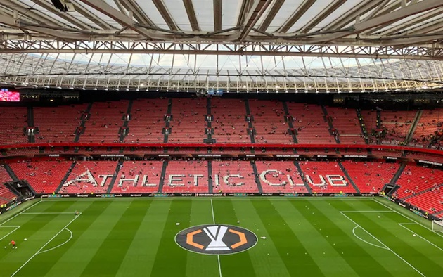 Europa League trở thành nơi giải khuây cho Man Utd