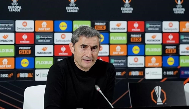 Ernesto Valverde cho rằng việc Athletic Club bị đuổi người là quá nặng tay.