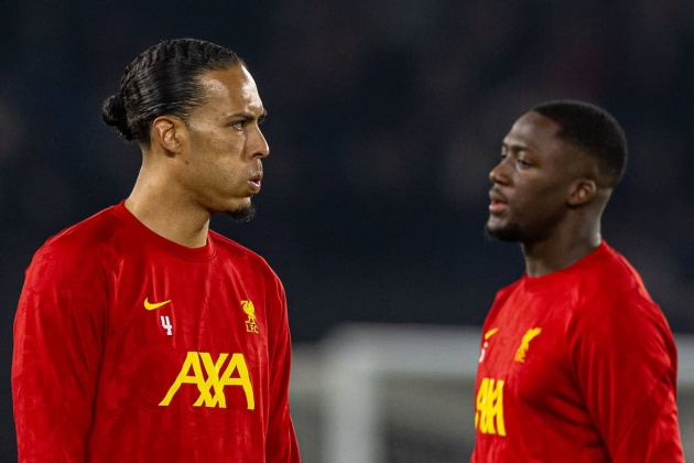Bộ đôi trung vệ Van Dijk - Konate.