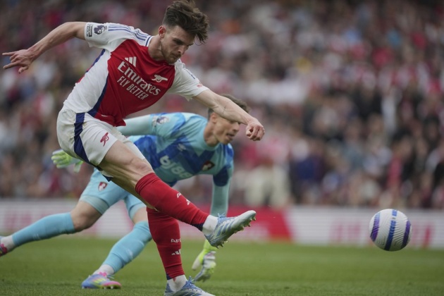 Rice mở tỷ số cho Arsenal.
