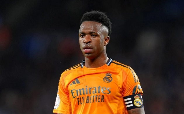 Vinicius cũng là một người rất mạnh ở những pha rê bóng tốc độ.