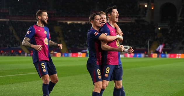 Lewandowski trở lại nhưng chưa thể đá chính