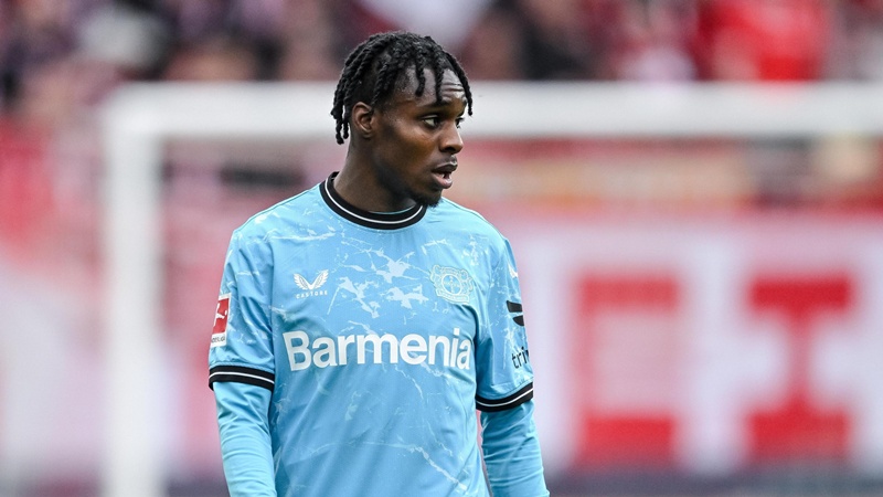 Jeremie Frimpong được xem là phương án lý tưởng để thay thế Alexander-Arnold cho Liverpool.