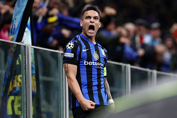 Martinez có phong độ rất cao tại Champions League.