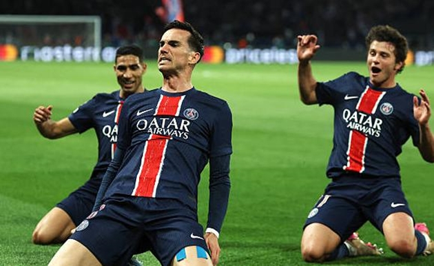 PSG xuất sắc đánh bại Arsenal để vào chung kết Champions League.