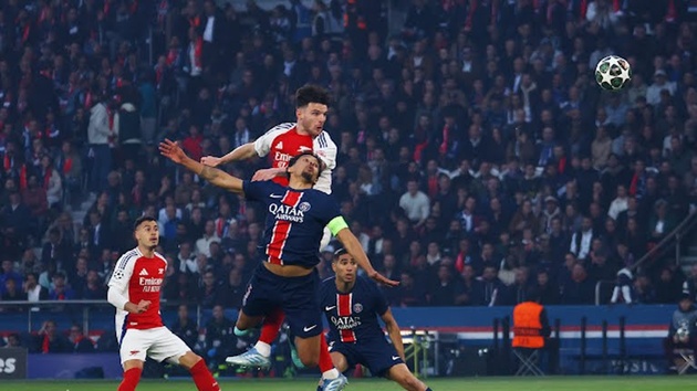 Hàng thủ PSG đầy nỗ lực trước một Arsenal thi đấu quyết tâm.