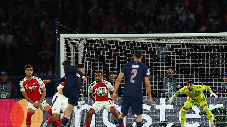 Có quá nhiều vấn đề ở Arsenal.