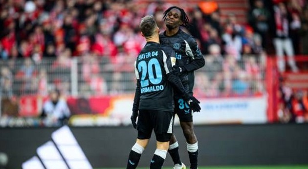 Frimpong đang được nhiều ông lớn theo đuổi.