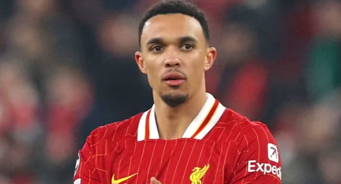 Alexander-Arnold sắp chuyển đến chơi cho Real.