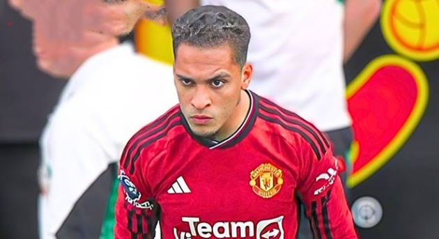 Antony có cơ hội nhận huy chương vô địch Europa League cùng MU.