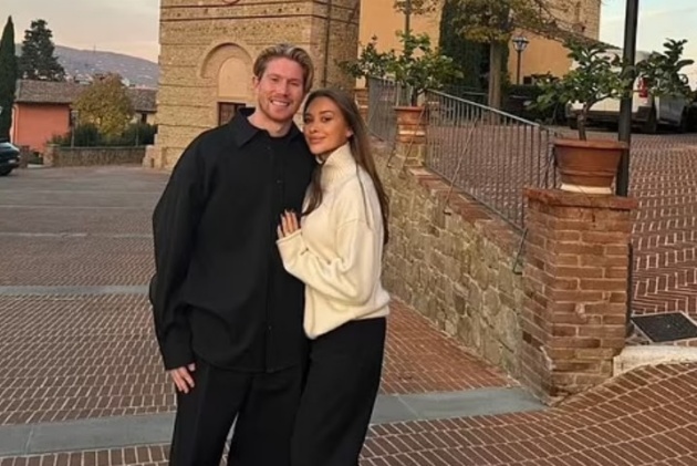 De Bruyne và vợ.
