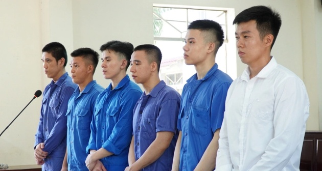 6 cầu thủ bán độ nhận án tù 38 năm.