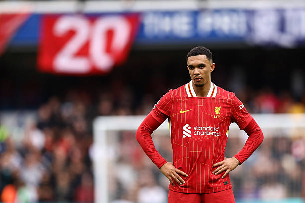 Alexander-Arnold sẽ không thể khoác số áo 66 tại Bernabeu.