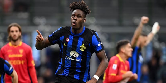 Yann Bisseck được kỳ vọng tỏa sáng trong màu áo Manchester United.