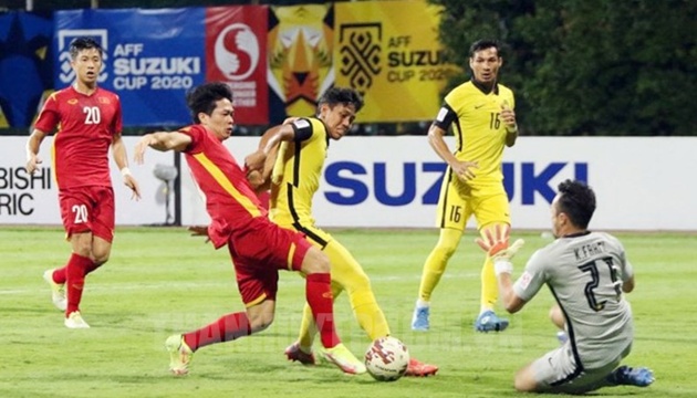 Thầy trò HLV Kim Sang-sik nỗ lực giành vé dự VCK Asian Cup 2027.