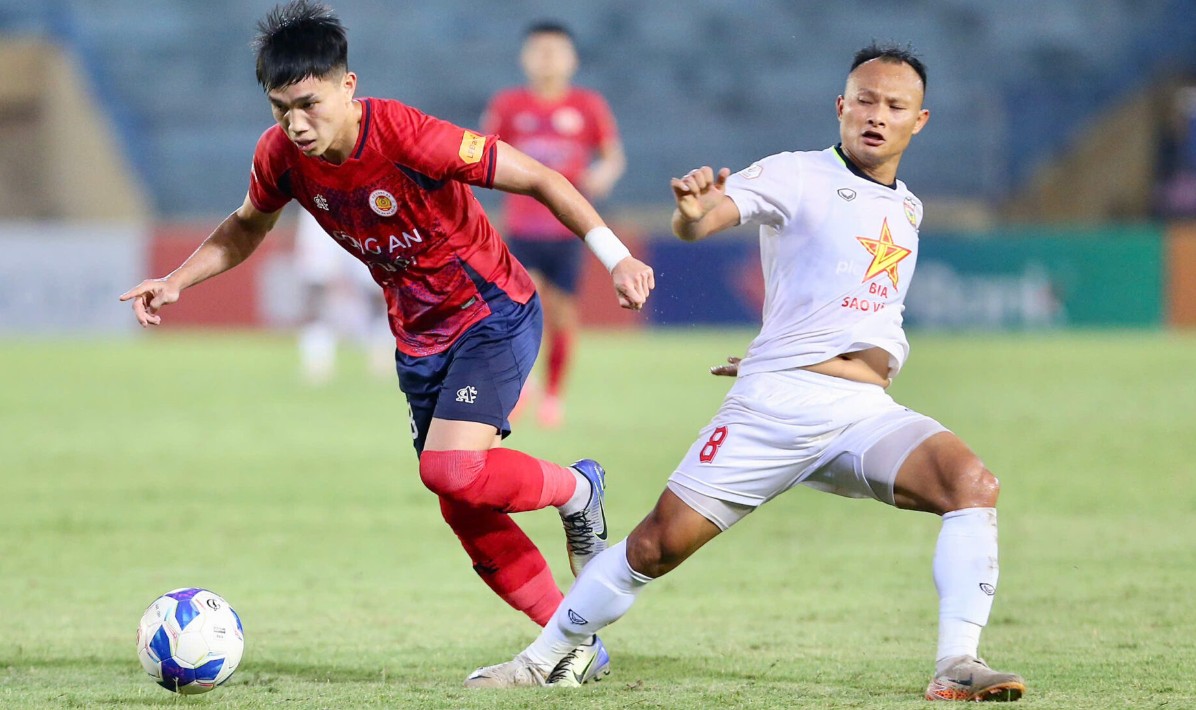CAHN chia điểm với Hà Tĩnh. Ảnh: VPF.
