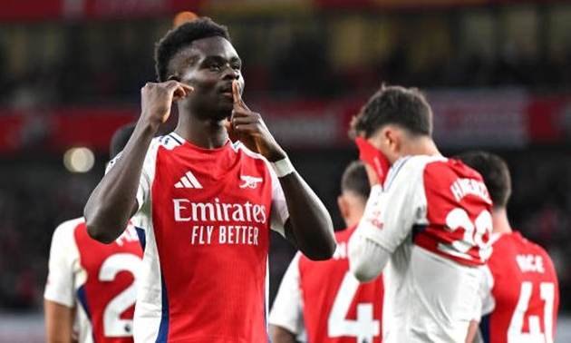 Bukayo Saka là niềm hy vọng của Arsenal trên hàng công.