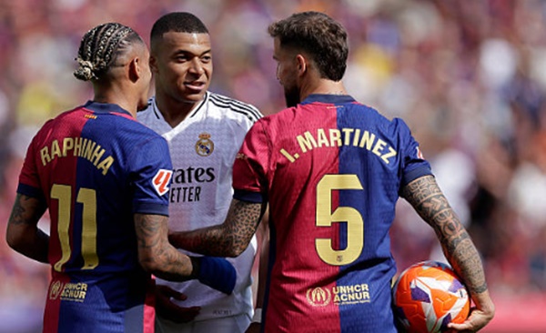 Barcelona hoàn toàn áp đảo Real mùa này.