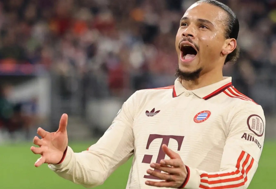 Leroy Sane đứng trước cánh cửa chia tay Bayern Munich.