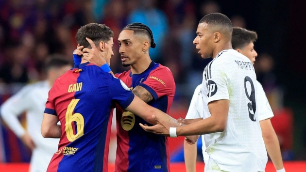 Barca vẫn cần bổ sung nhân sự mùa tới.